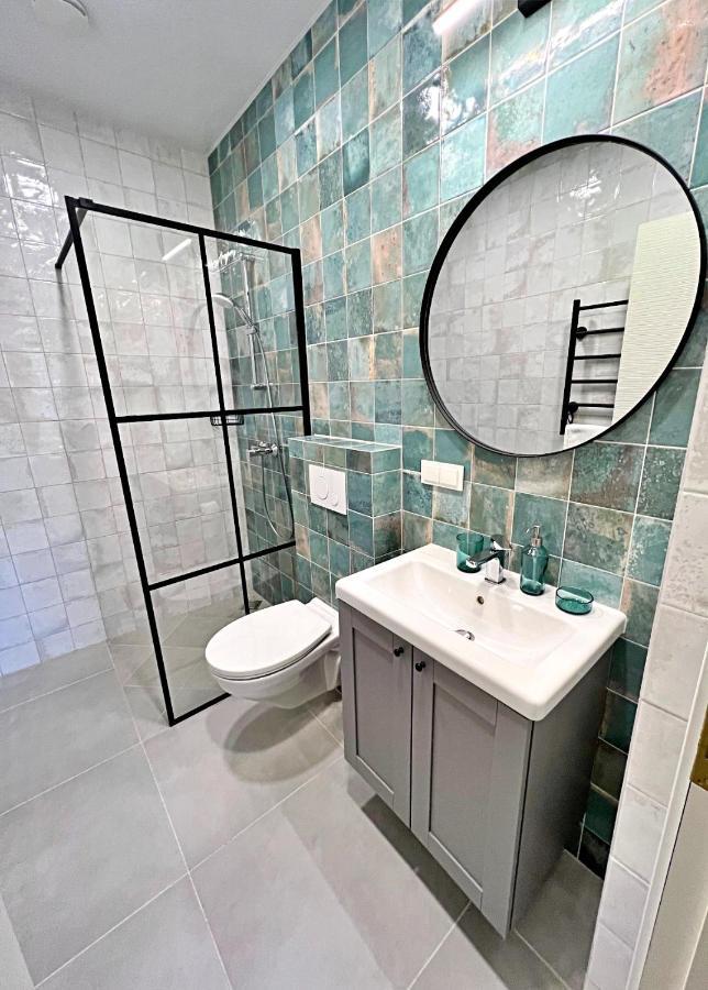 Clinic Studio Apartments By Hostlovers คอนัส ภายนอก รูปภาพ