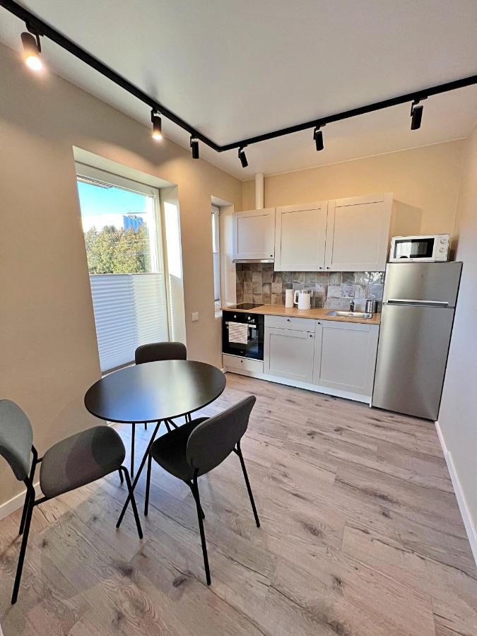 Clinic Studio Apartments By Hostlovers คอนัส ภายนอก รูปภาพ