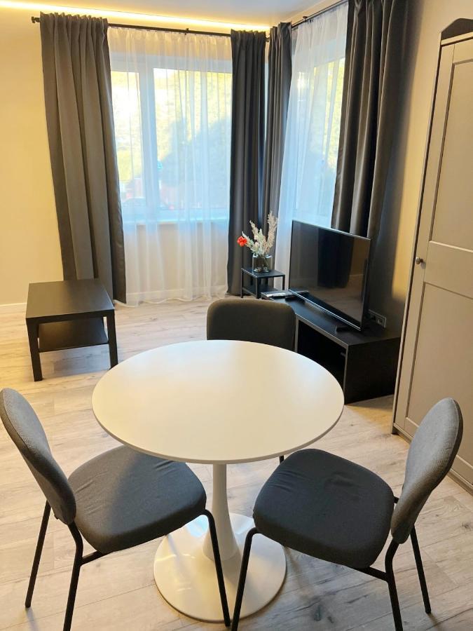 Clinic Studio Apartments By Hostlovers คอนัส ภายนอก รูปภาพ